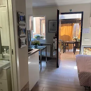 Appartement Condotti, Rome