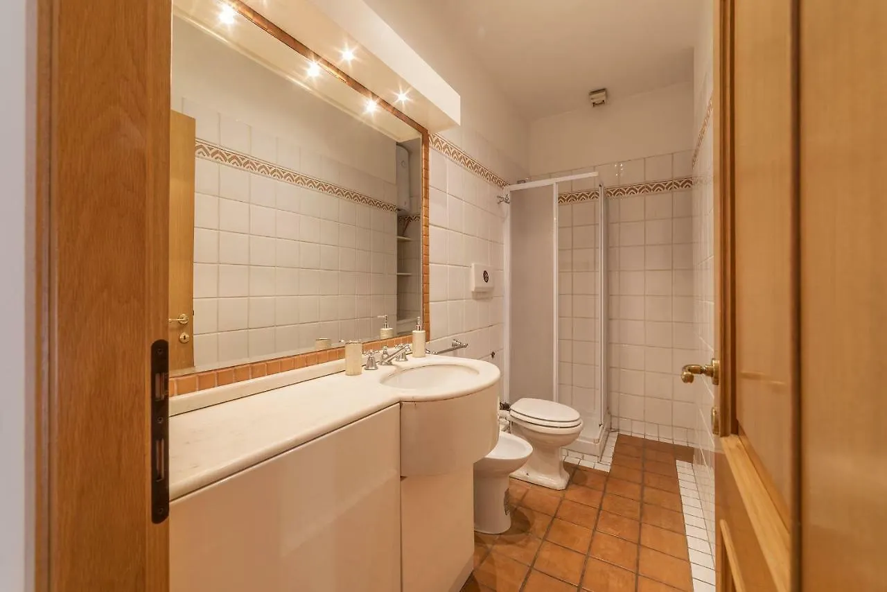 Piazza Di Spagna Stylish Flat Rome Italy