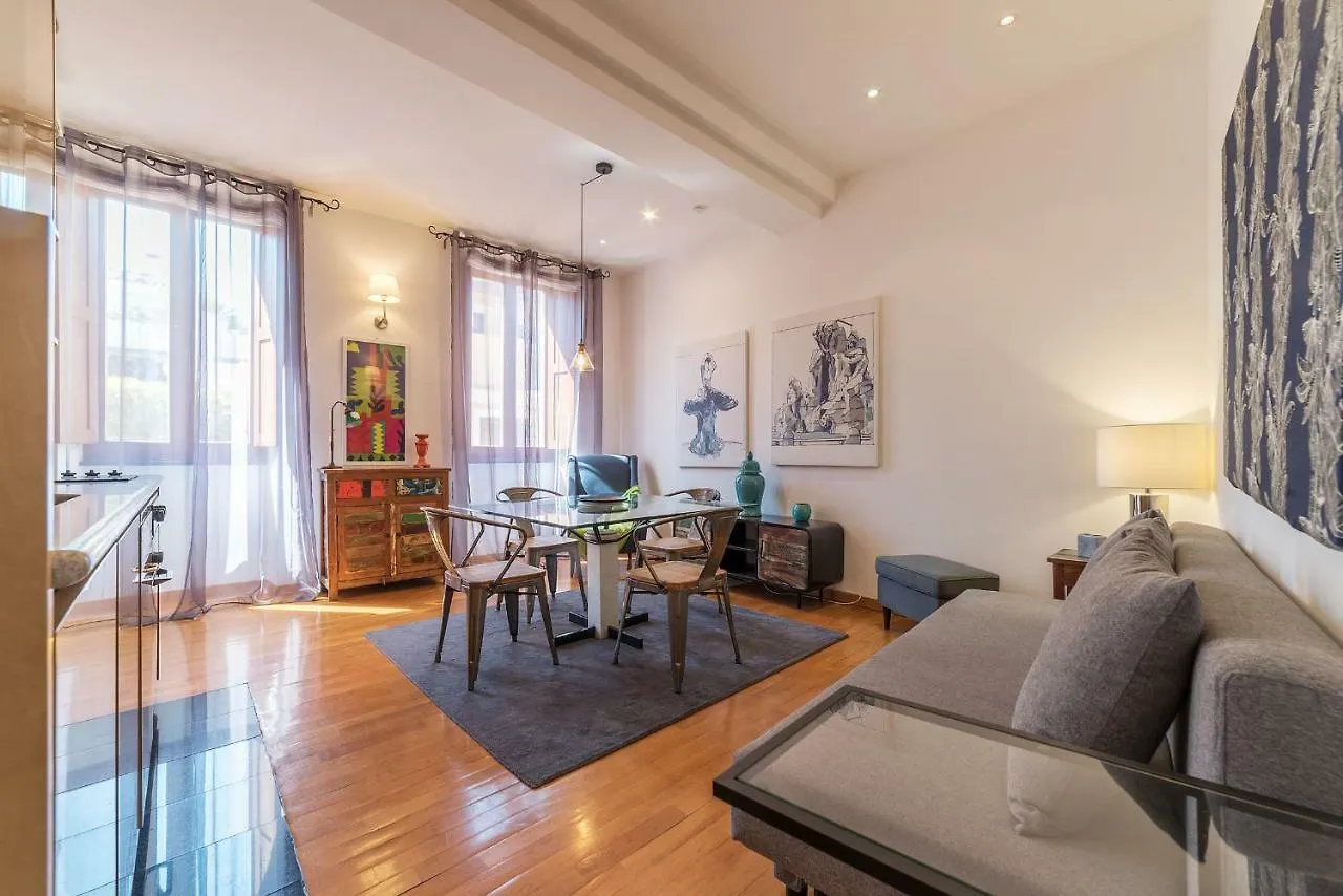 Piazza Di Spagna Stylish Flat location